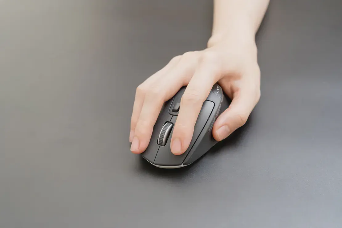 Logitech M720 Triathlon Mouse:商務人士的最佳選擇